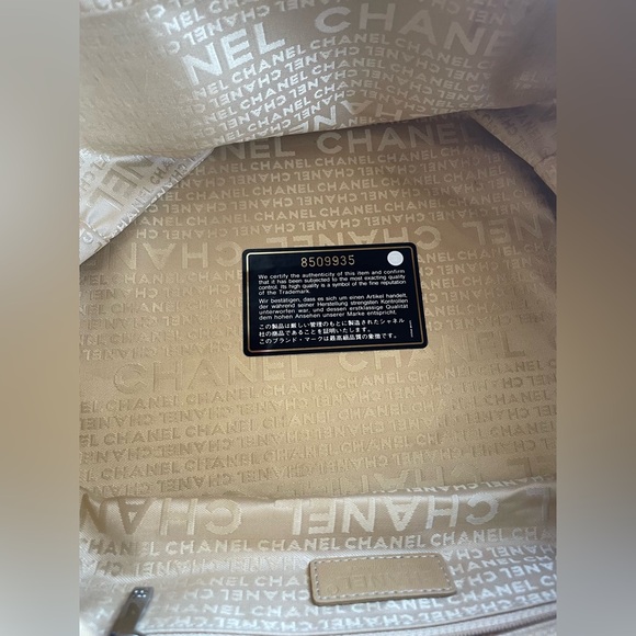 🔥CHANEL BUNDLE Black Bowler Bag AND Quilted Wallet with COAs🔥 - Picture 7 of 16